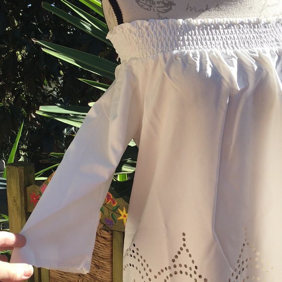 New!! Off Shoulder Blouse - Picture 4 of 6